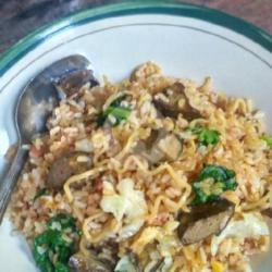 Nasi Goreng Mawut Hati Ampela  Telur Dadar