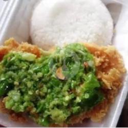 Nasi Ciken Geprek Sambel Ijo