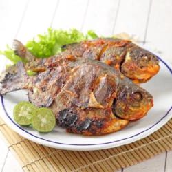 Nasi Ikan Bawal Bakar