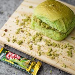 Roti Kukus/panggang Kitkat Greentea