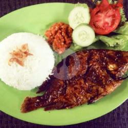 Ikan Nila Bakar