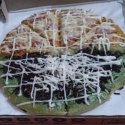 Pizza Kombinasi Asin Manis