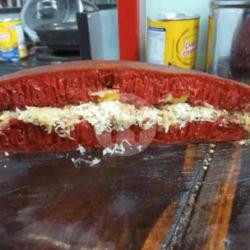 Terang Bulan Keju Pisang Redvelvet