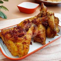 Ayam Goreng Paha Serundeng