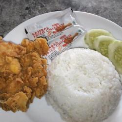 Nasi Chicken Crispy   Saos