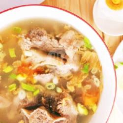 Sop Sapi Super Daging Tulang Muda Bumbu Bening