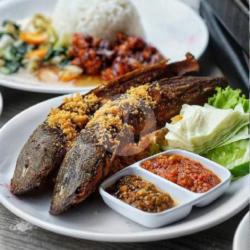 Lele Goreng Cabe Hijau