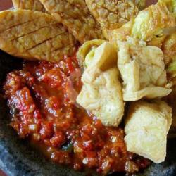 Nasi Penyet Tempe Tahu