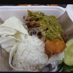 Nasi Ayam Penyet Sambel Ijo