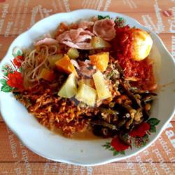 Lontong Medan   Telor