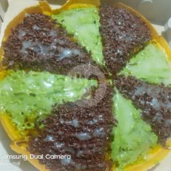 Martabak Pizza Greentea Coklat