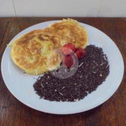 Roti Cane Strawberry Coklat