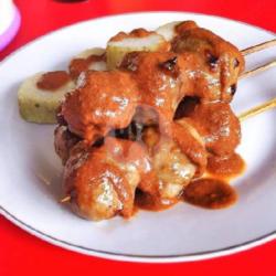 Bakso Sapi Bakar   Lontong Bumbu Kacang
