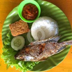 Paket Nasi Ikan Mujair Sambal Tempoyak