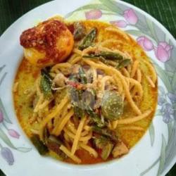 Mie Gomak Telur Bulat