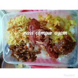 Nasi Campur Ayam Fried Chicken