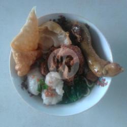 Mie Ayam Bakso Komplit