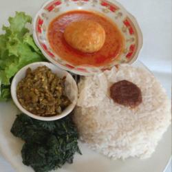 Nasi Telor Bulat Gulai