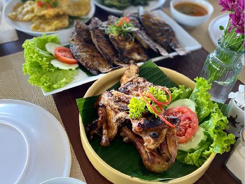 JOGLO WATU RESTO