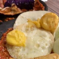 Nasi Telur Mata Sapi Geprek