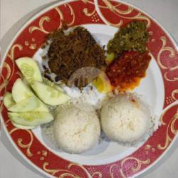 Nasi Ayam Goreng