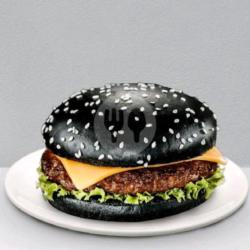 Black Chesee Burger