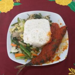 Nasi Ikan Laut Sambal Inyong