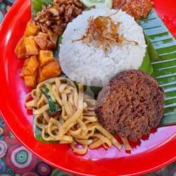 Nasi Uduk   Empal Presto