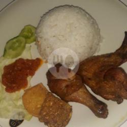 Paket Ayam Goreng Sayap Dan Paha Bawah