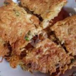 Martabak Telur Mie Instan Pedas