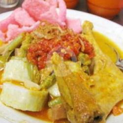 Ketupat Sayur   Ayam Kampung Gulai