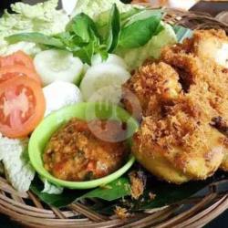 Paket Ayam Goreng Lengkuas