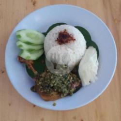 Paket Ayam Goreng Kalasan Sambal Ijo