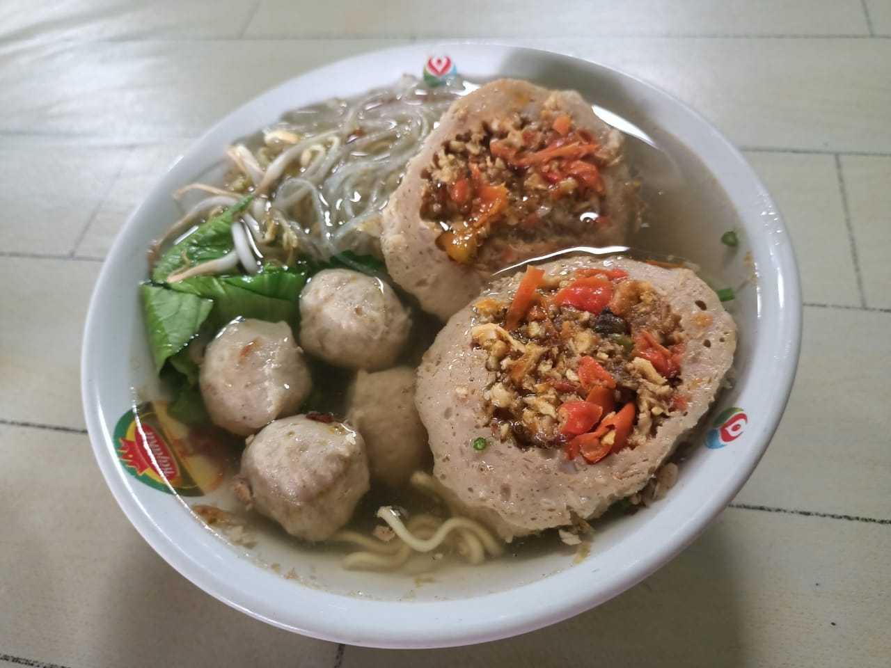 KULINER SUKOHARJO - Bakso Mercon Mas Joko yang terkenal di Sukoharjo.