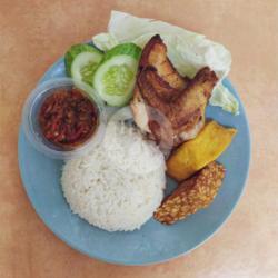 Ayam Goreng Sambel Terasi