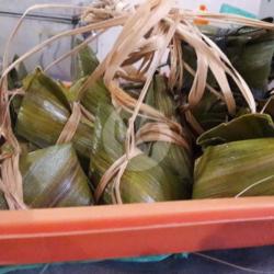 Bacang Ketan Pandan Ayam Jamur