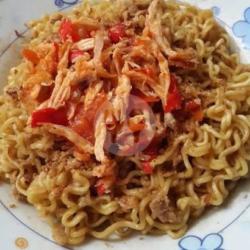 Bakmie Goreng Ayam   Telur