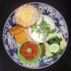 Nasi Tempong Telor