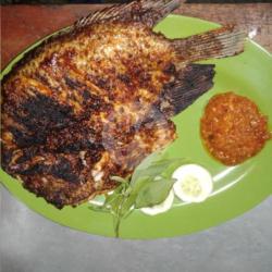 Ikan Bakar Gurami