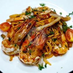 Spaghetti Seafood Marinara