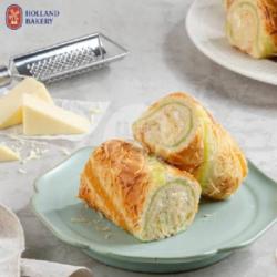 Roti Srikaya Keju Roll