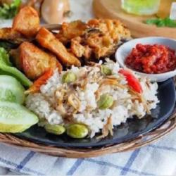 Nasi Liwet Lele