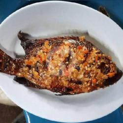 Paket Pecak Ikan Mujair Goreng