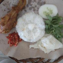 Nasi Penyet Paha Ayam