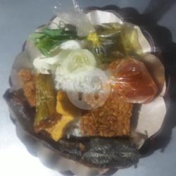 Lele Tanpa Nasi Sambal Lalapan