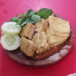 Penyetan Nasi Tahu Tempe Sambel Tomat Jeruk Limo