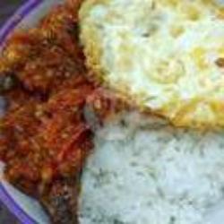 Nasi Ayam Penyet Telur