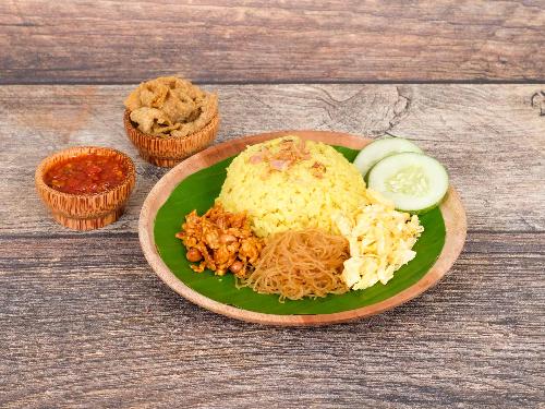 Nasi Kuning Sambel Bilis Khas Melayu, Mantrijeron