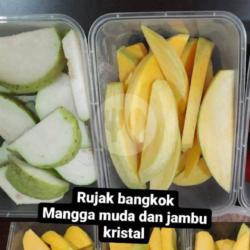 Rujak Bangkok Jambu Kristal