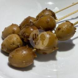 Sate Puyuh Baris Berbaris